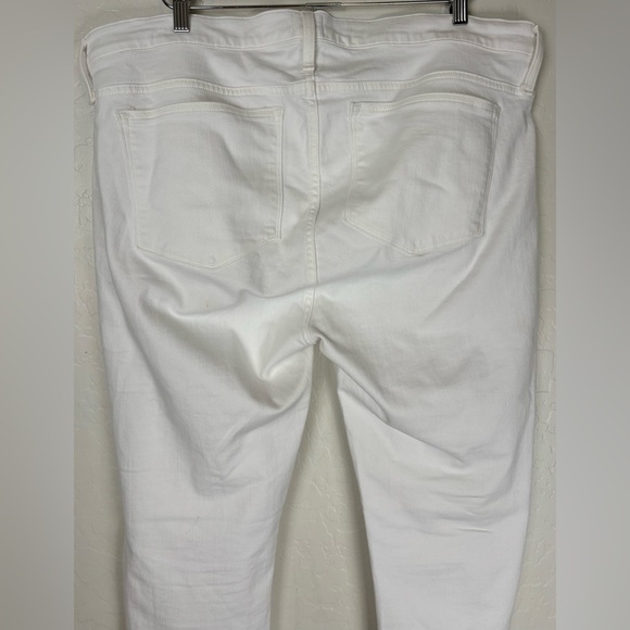 NEW J Crew 8" Mid Rise Skinny Jean Signature Stretch 35 White $118 0877 - Picture 5 of 12